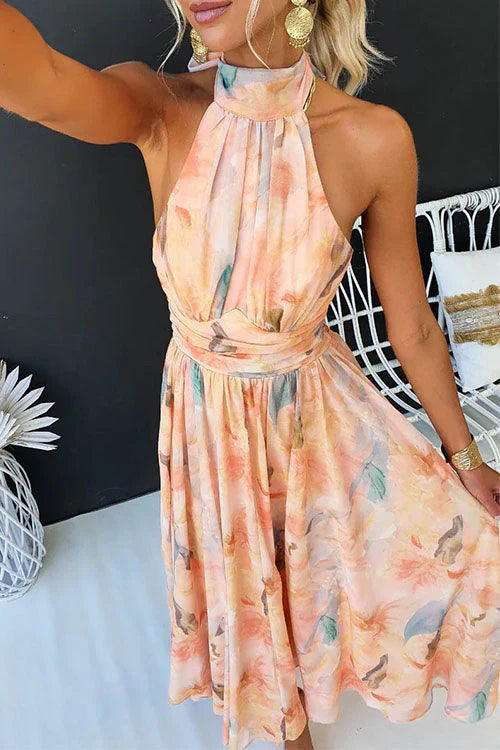 Sukienka maxi z odkrytymi plecami w kolorze akwareli dla kobiet - elegancka, letnia