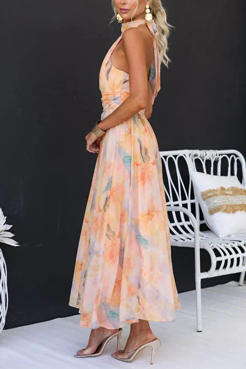 Sukienka maxi z odkrytymi plecami w kolorze akwareli dla kobiet - elegancka, letnia
