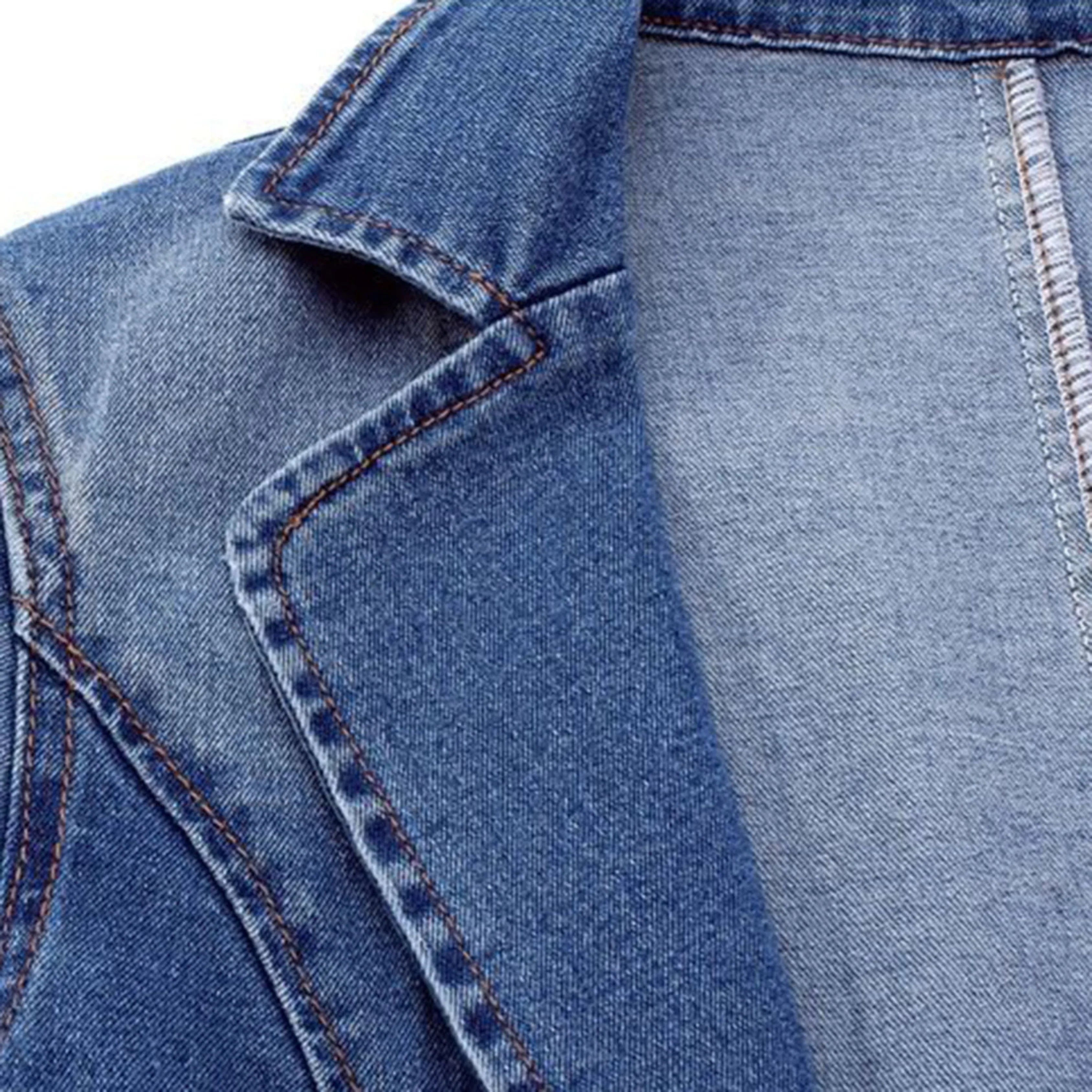 Dopasowana, casualowa blezery dżinsowa – lekka odzież wierzchnia dla kobiet