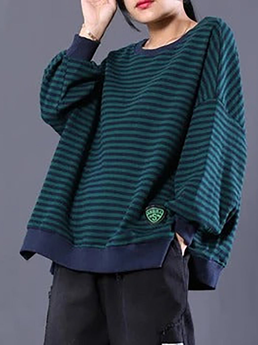 Buykud | Loose-fit green sweater with long sleeves and waist belt 4