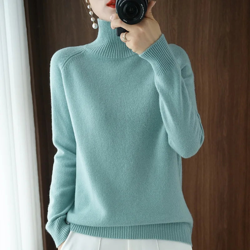 Zoviska | Merino wool sweater with high neckline 10