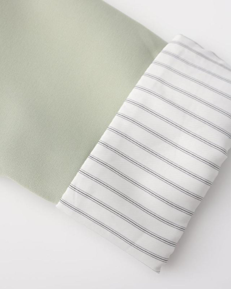 Oversize'owa zielona blezery dwurzędowa – lekka damska warstwa