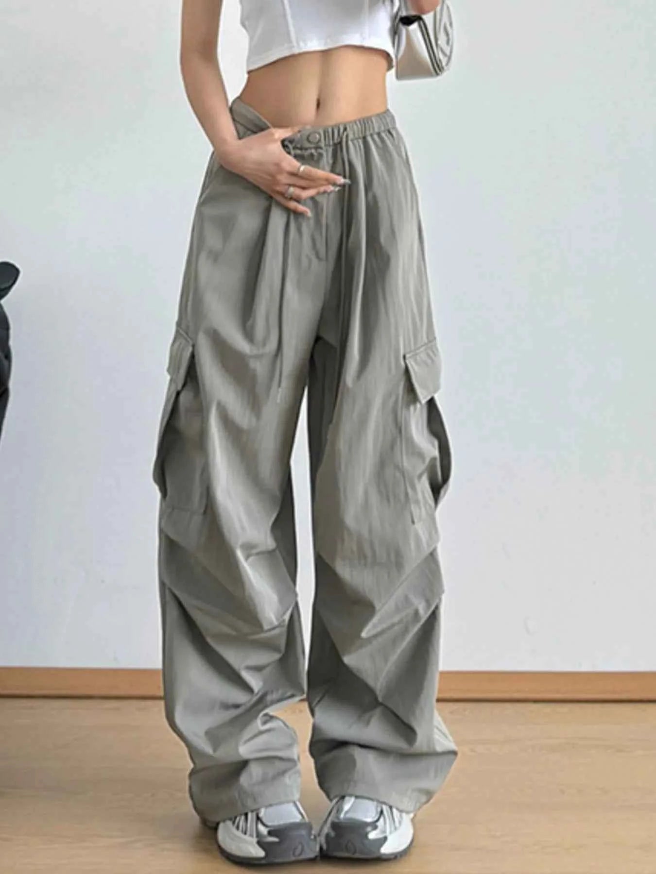 Spodnie z szerokimi nogawkami | Szerokie nogawki, ściągacz w pasie, kieszenie 2