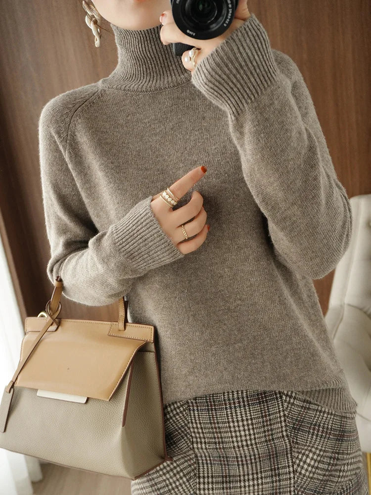 Zoviska | Merino wool sweater with high neckline 8